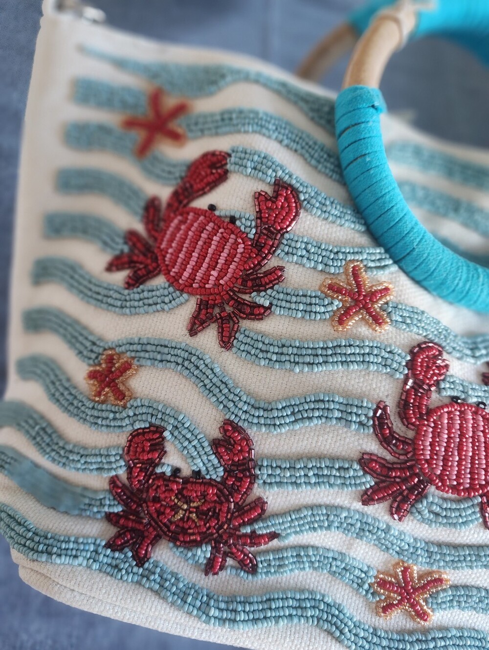 Sol And Mer Beaded Red Crab Stripe Tote Bag with Wrapped Wood Handles NWT - Picture 3 of 8